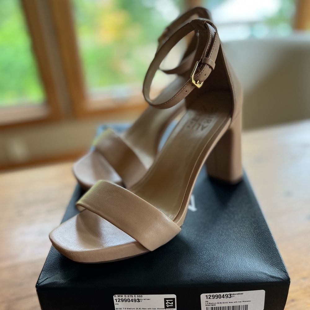 Naturalizer Joy Nude Sandal